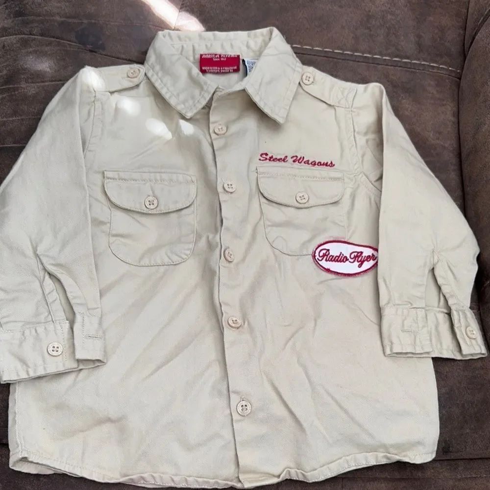 Radio Flyer Toddler Beige Long Sleeved Shirt size 3T